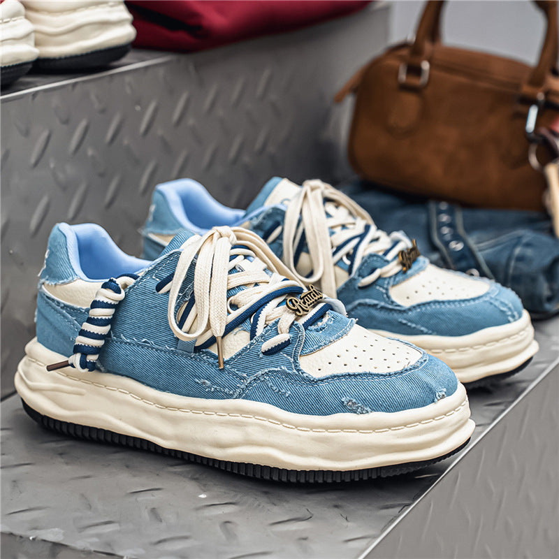 Damen denim-Plateau-Sneaker mit kontrastnähten, wattierter Wellenlaufsohle und verzierten Schnürdetails Shop Nory