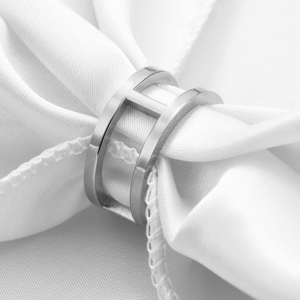 Damen Ring mit modernem, geometrischem Design und polierter Oberfläche Shop Nory