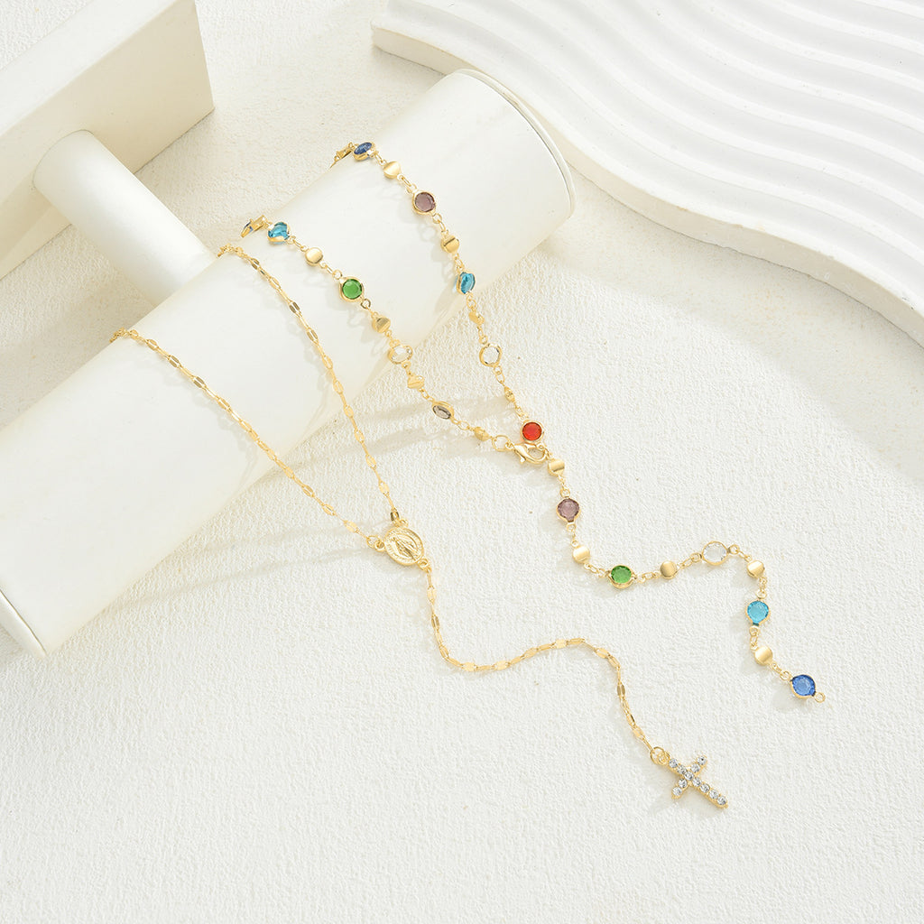 Damen-Halskette mit bunten Anhängern und elegantem Kreuzdetail Shop Nory