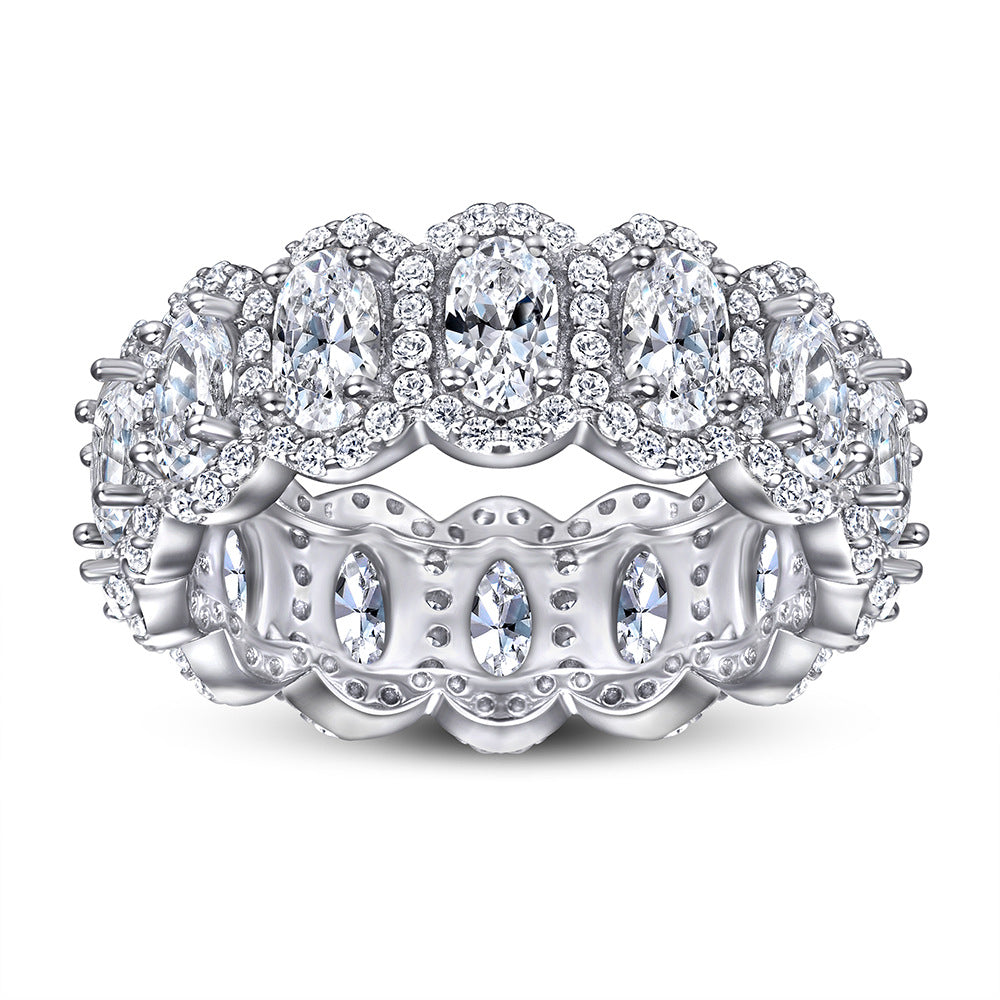 Damen Luxus Verlobungsring mit funkelnden Zirkonia-Details Shop Nory