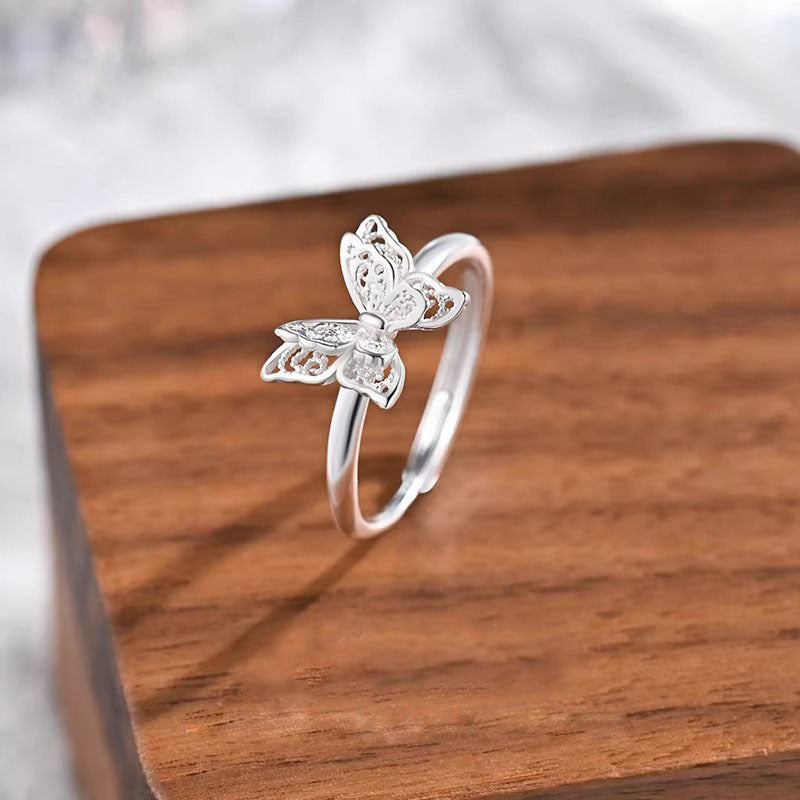 Damen zierlicher Schmetterlingsring mit feiner Detailarbeit Shop Nory