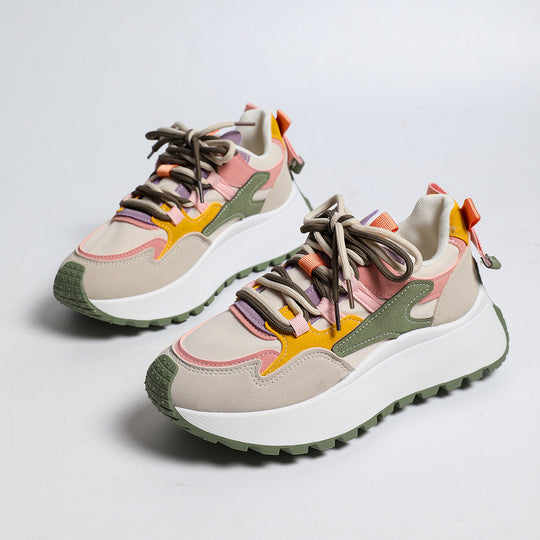 Damen Plateau-Sneaker mit mehrlagigem Obermaterial, gepolsterter Ferse und griffiger Profilsohle Shop Nory