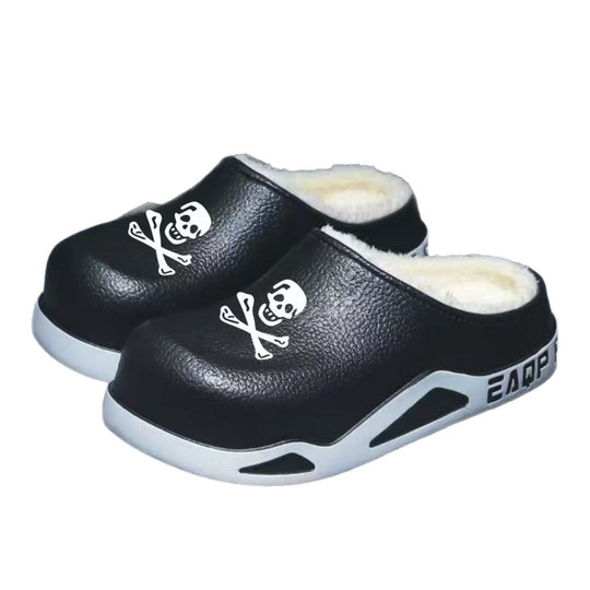 Herren Gefütterte PU-Clogs mit Totenkopfprint und profilierter EVA-Sohle Shop Nory