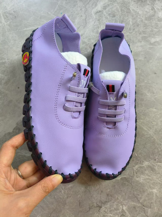 Damen Leichter, weicher Slipper mit handgenähter Gummisohle und elastischer Schnürung Shop Nory