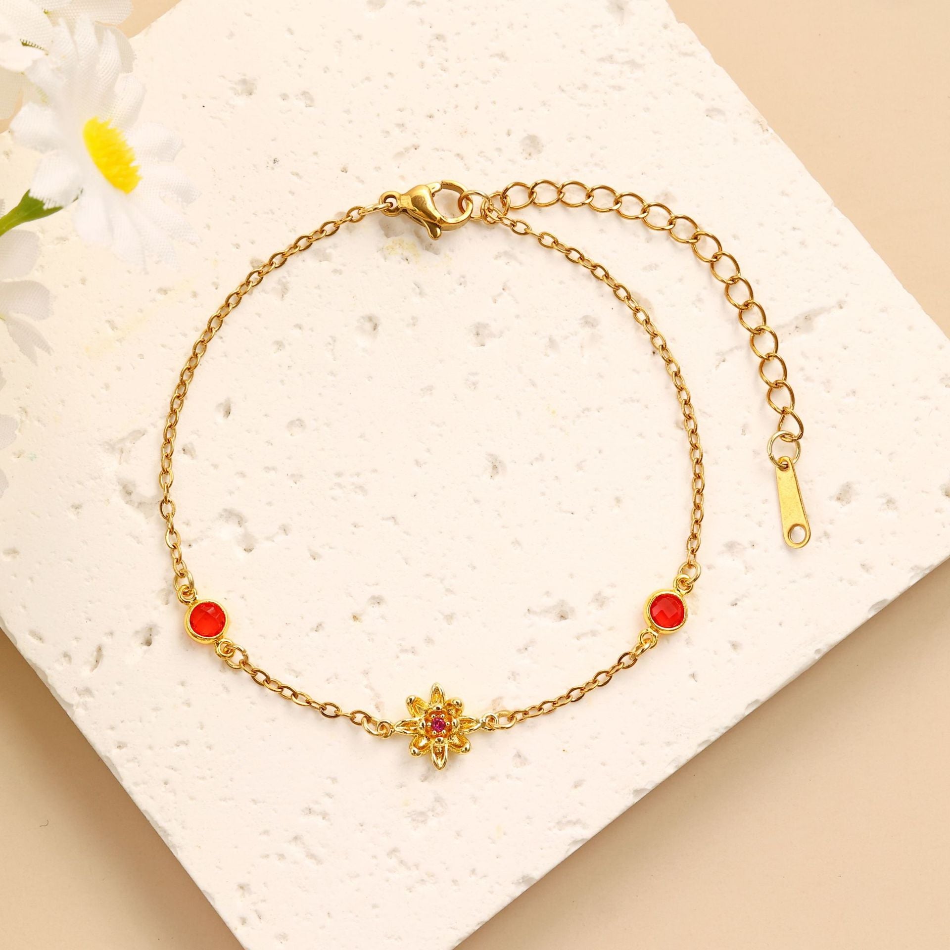 Damen filigranes Armband mit floralem Design Shop Nory