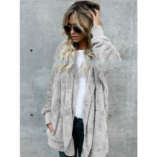 Damen Kuschelige Teddy‑Fleece‑Cardigan mit Kapuze, Oversize‑Schnitt und aufgesetzten Taschen Shop Nory