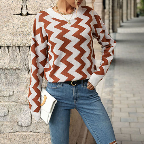 Damen figurfreundlicher Feinstrickpullover mit Zickzack‑Jacquard und Rundhalsausschnitt Shop Nory