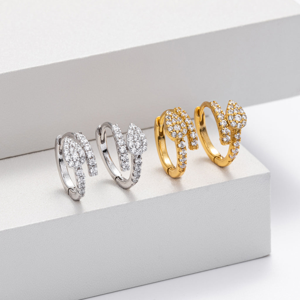 Damen Creolen mit funkelndem Zirkonsteinbesatz Shop Nory