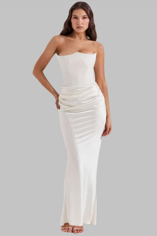 Damen Elegantes Abendkleid mit tiefem Dekolleté und drapierten Details