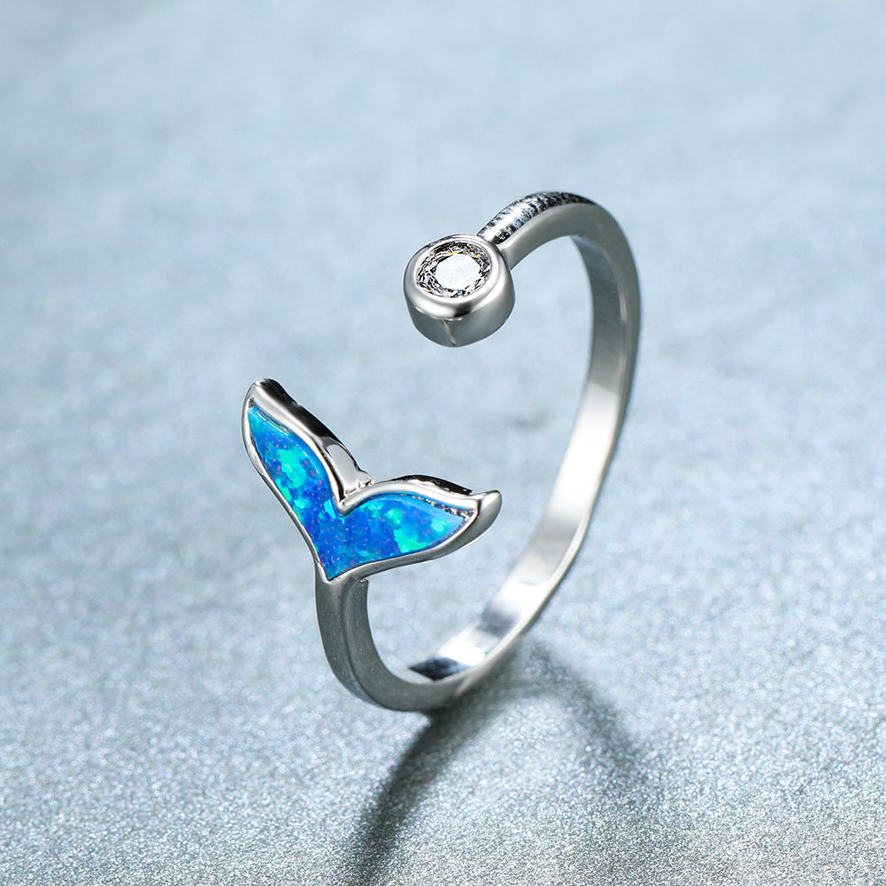 Damen Ring mit eleganten Walfischschwanz-Motiv und strahlendem Zirkonia Shop Nory