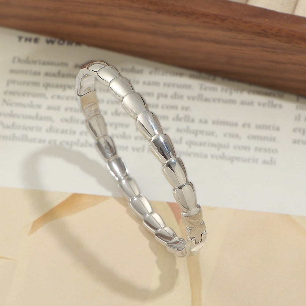 Damen modisches Armband mit edlem Design Shop Nory
