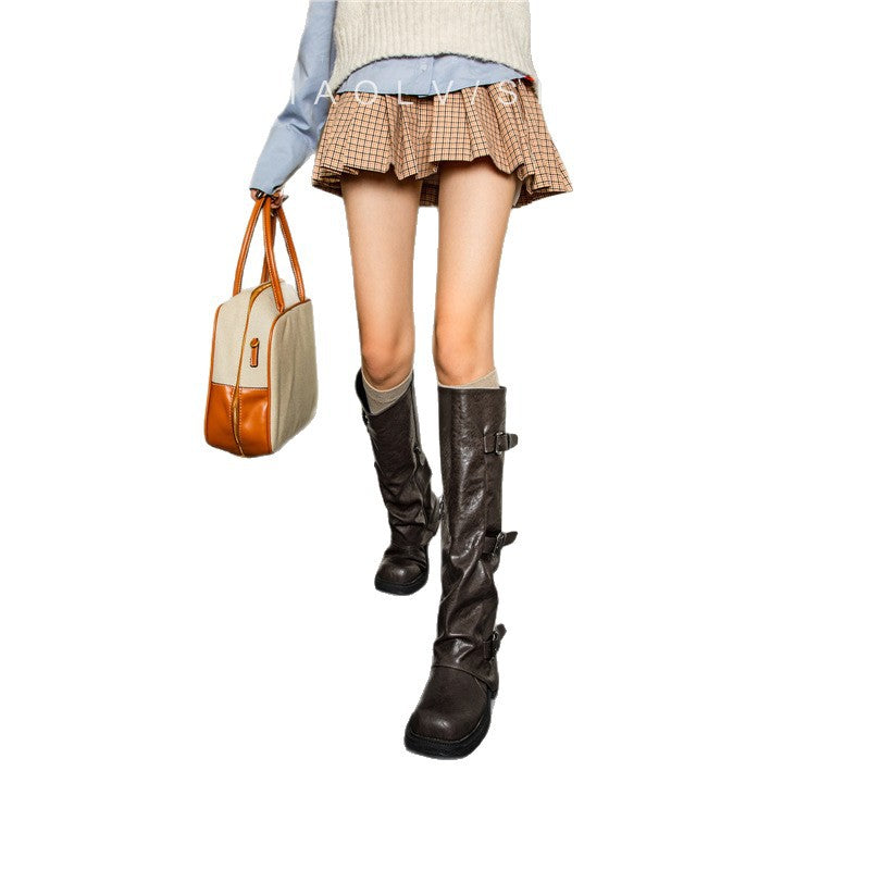 Damen kniehohe Slouch-Boots aus Kunstleder mit verstellbaren Schnallen und profiliertem Plateau-Absatz Shop Nory