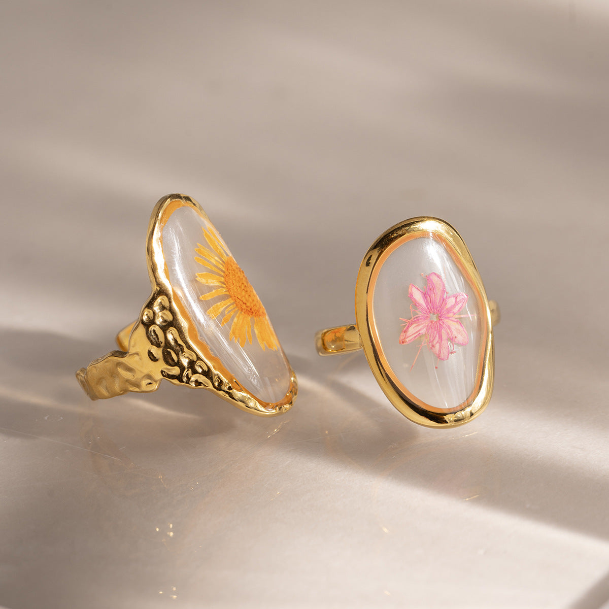 Damen Offener Ring mit floralem Design aus hypoallergenem Edelstahl Shop Nory
