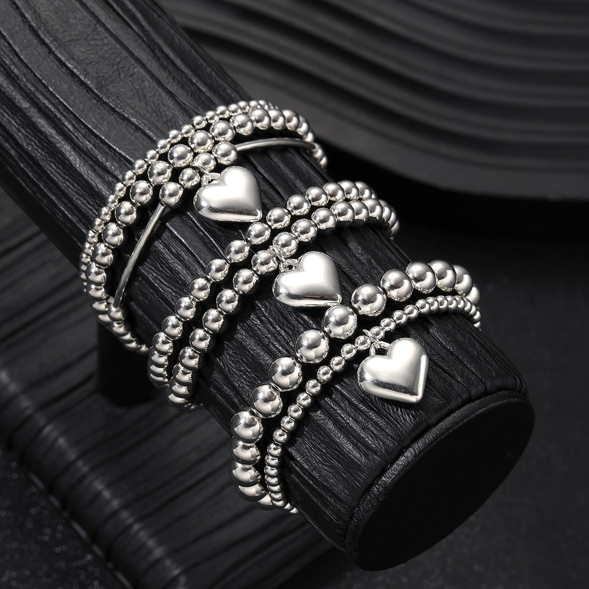 Damenarmband mit Herzen Shop Nory