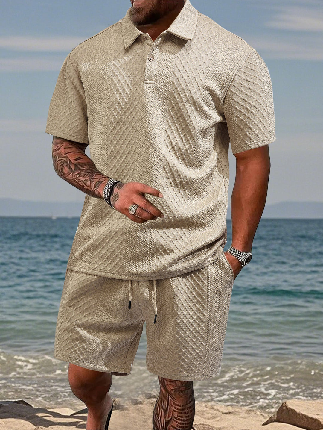 Herren nan geprägtes Strand-Ensemble mit offenem Kurzarm-Hemd und Kordel-Bermuda
