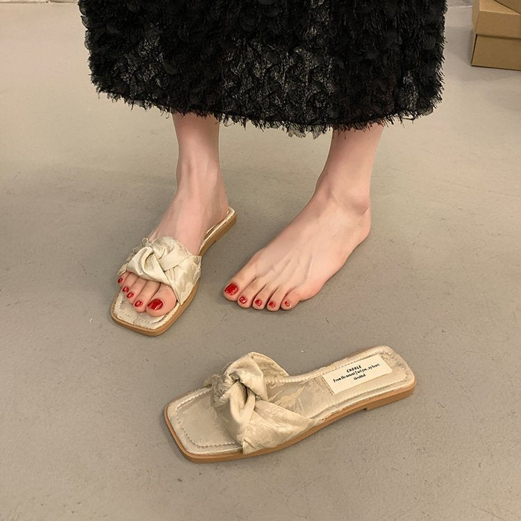 Damen modische Sandalen mit dekorativem Schleifenakzent und rutschfester Sohle