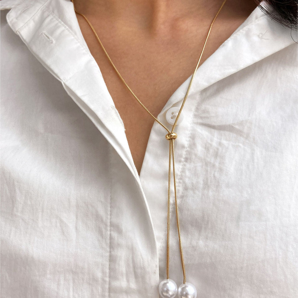 Damen elegante Halskette mit schimmernden Perlen und flexibler Kettenverstellung Shop Nory