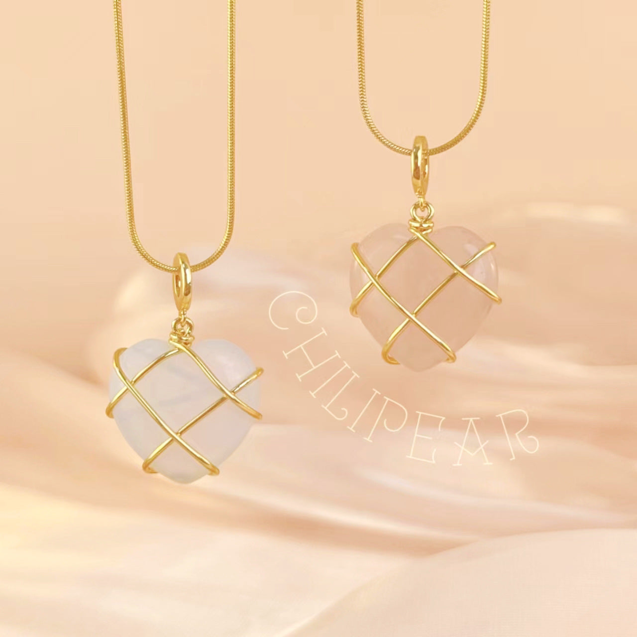 Damen Halskette mit einem eleganten, herzförmigen Anhänger aus hochwertigem Mineral Shop Nory