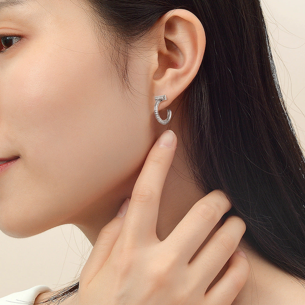 Damen Ohrstecker mit geometrischem Design und funkelndem Zirkonia-Besatz Shop Nory