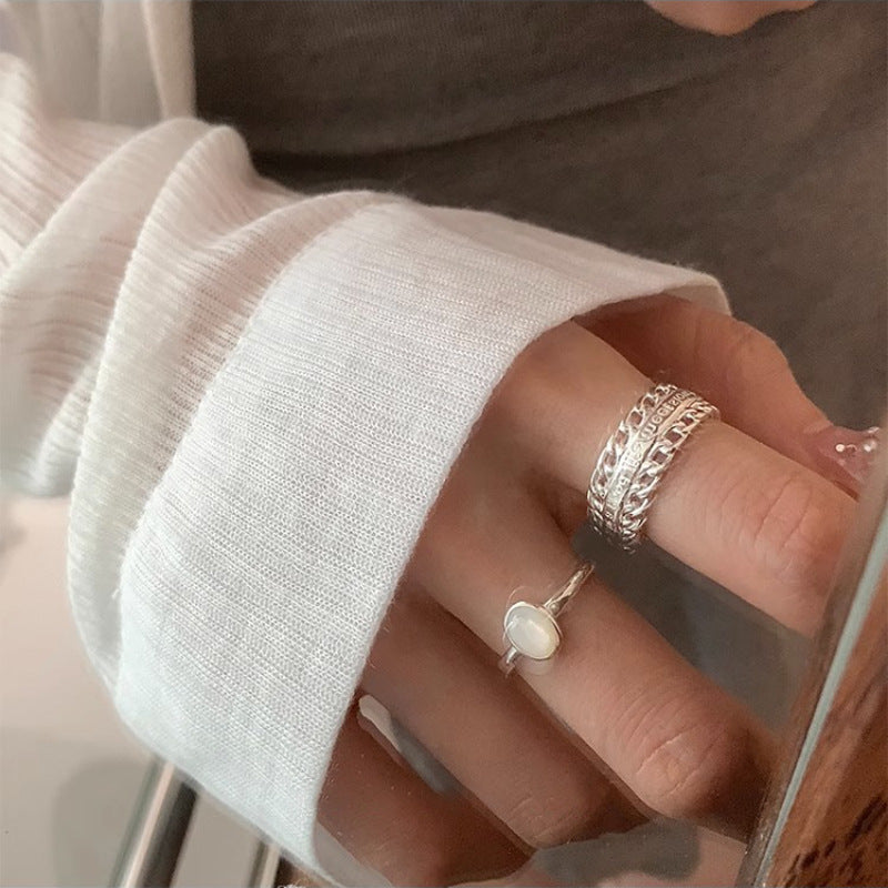 Damenring mit ovalem Stil und zarter Perle Shop Nory