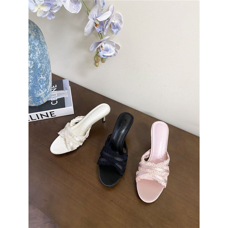 Damen elegante Mules mit Spitzenakzenten Shopnory