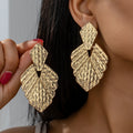 Damen Ohrringe im extravaganten Blattdesign Shop Nory