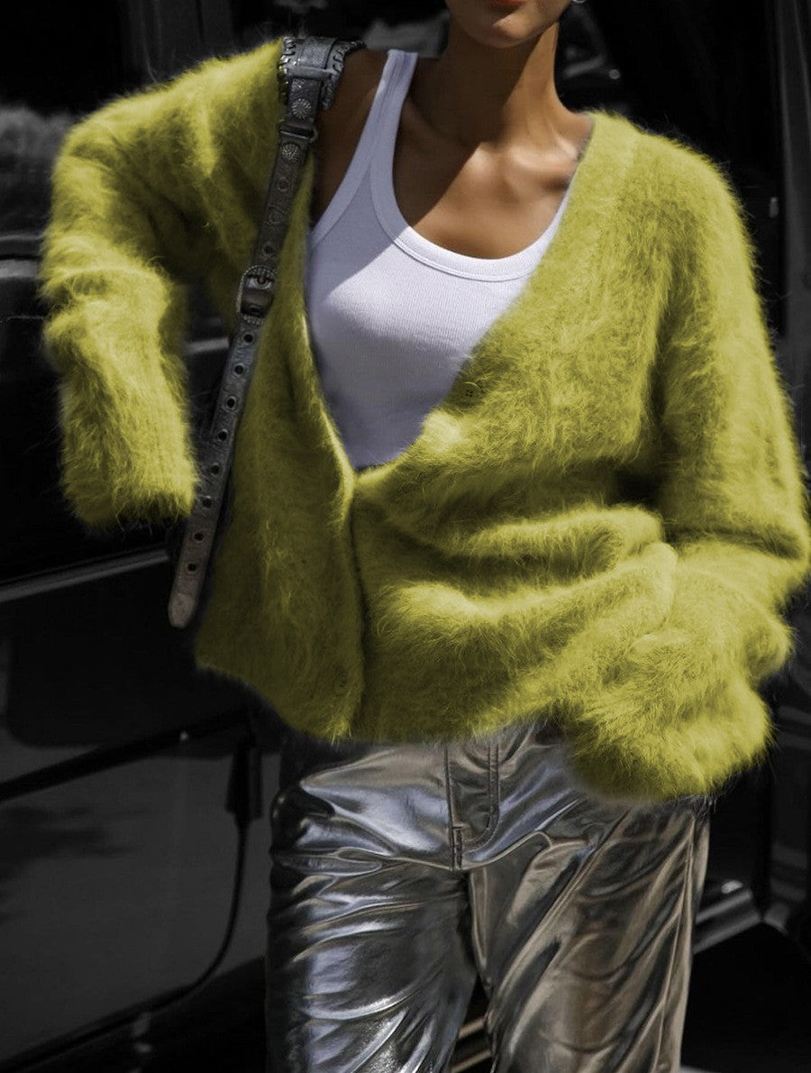 Damen Flauschige Mohair-Optik Strickjacke mit V-Ausschnitt und Oversize-Schnitt Shop Nory