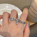 Damen Ring mit zartem Herzdesign und funkelnden Zirkonia Shop Nory