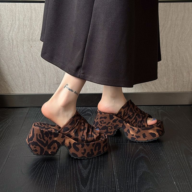 Damen Plateau-Pantoletten mit Leopardenprint und geknoteter Bandage Shop Nory