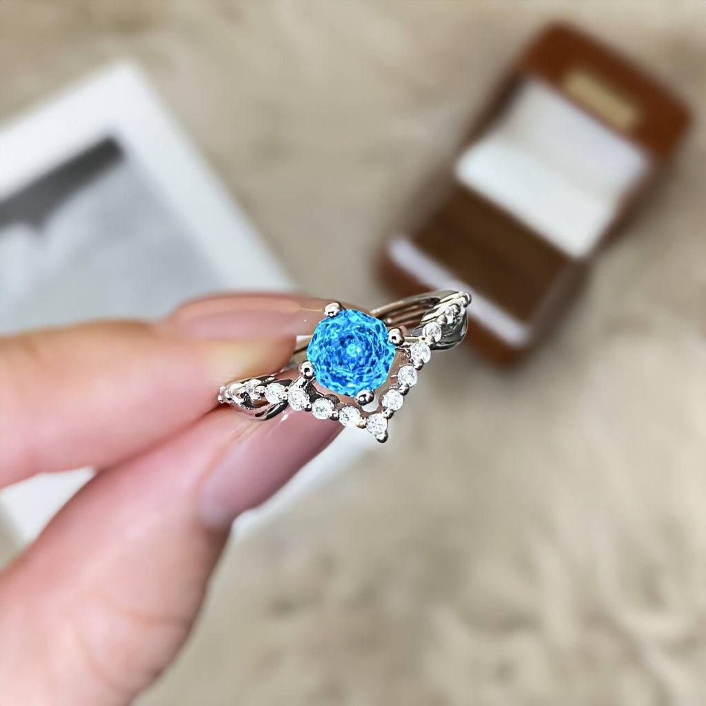 Damen Blossom Ring mit funkelnden Zirkonia Shop Nory