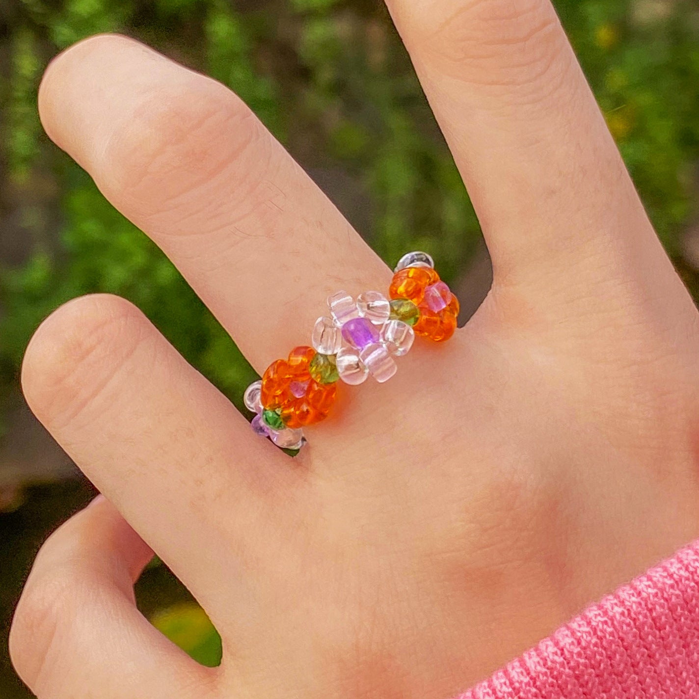 Damenring mit bunten Perlen und floralen Motiven Shop Nory
