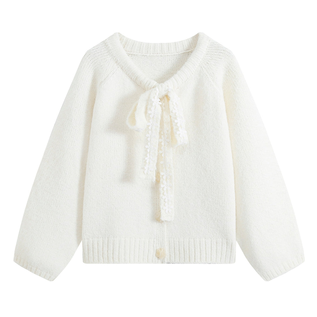 Damen Grobstrick‑Pullover mit floraler Spitzenkordel am Ausschnitt Shop Nory