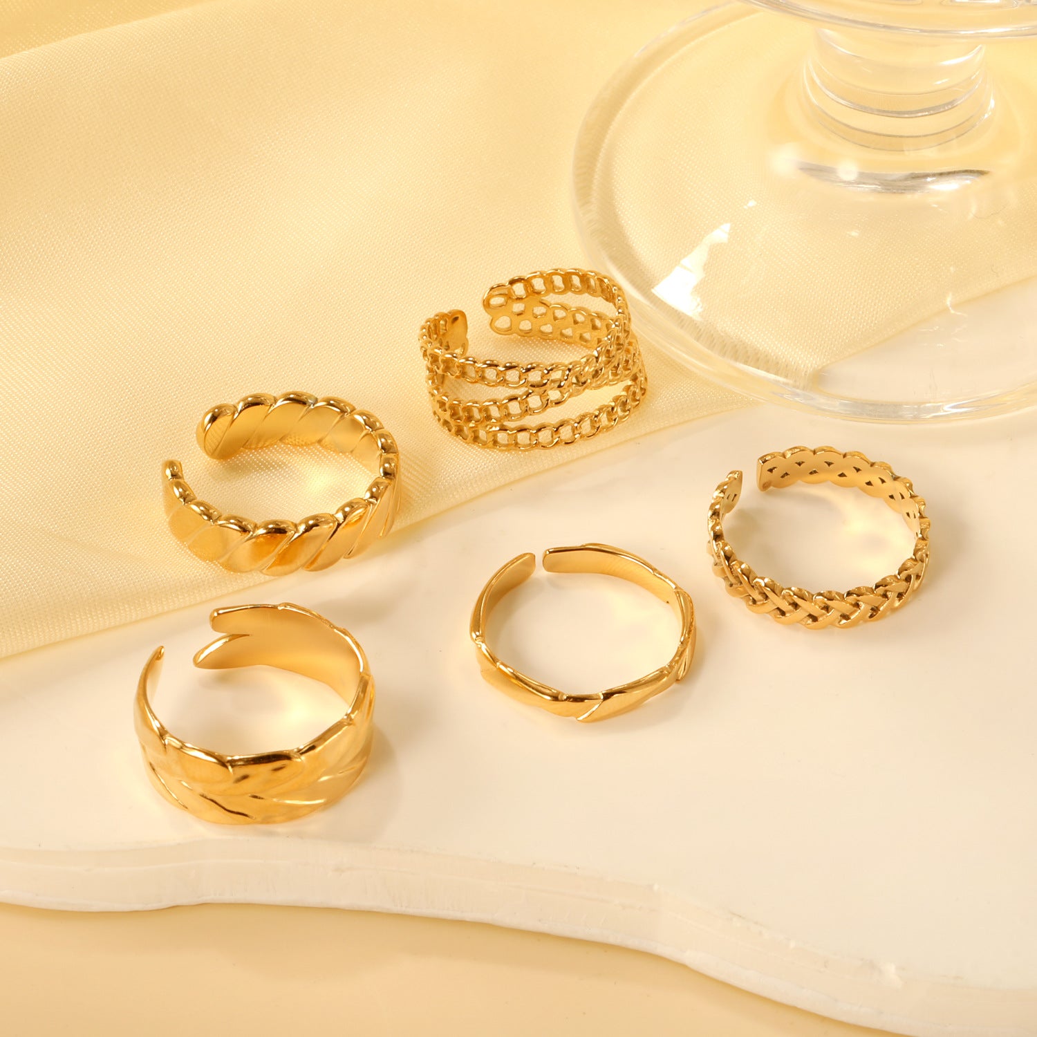 Damen stilvoller, eleganter Ring mit geschwungenem Design Shop Nory