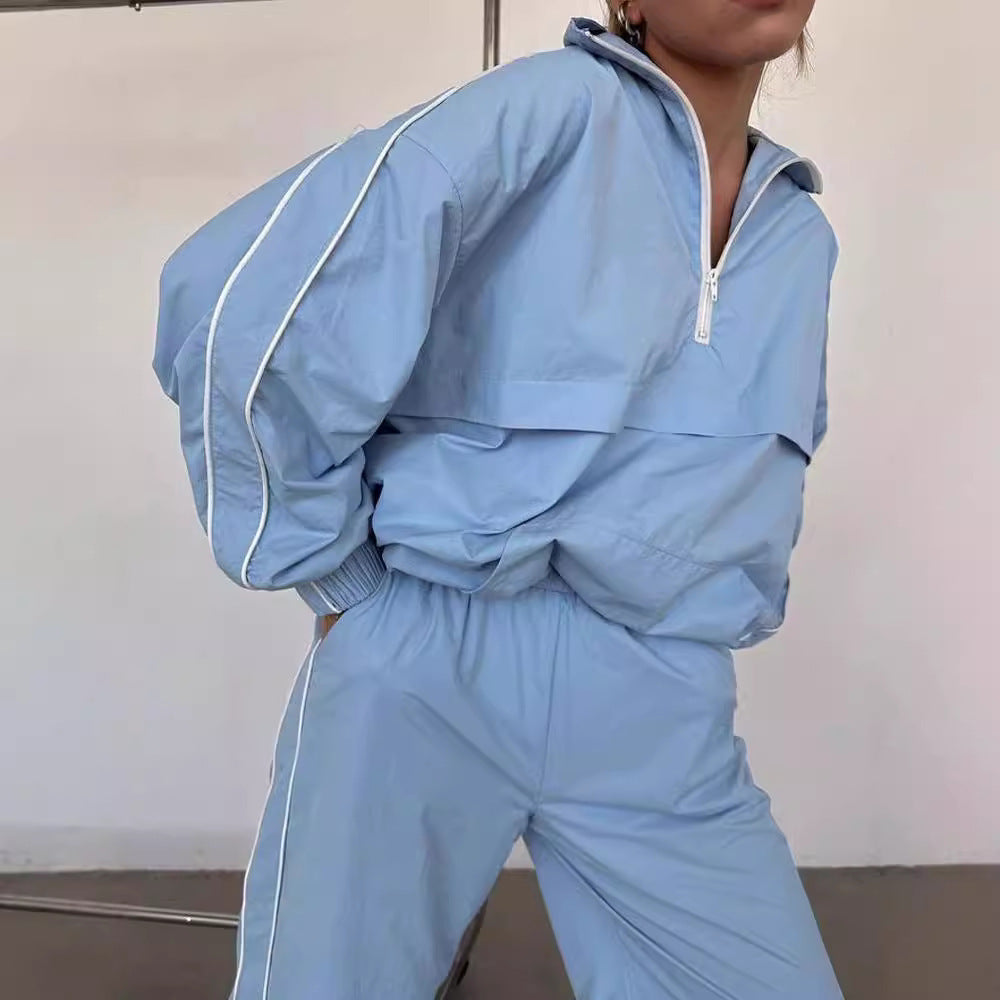 Damen Zweiteiliges Sportliches Jogging-Set mit halbem Reißverschluss, Paspelierung und elastischer Bundhose Shop Nory