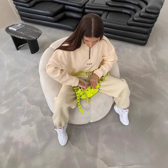 Damen Fleece-Halbzip-Sweatshirt oversized mit Stehkragen, Kängurutasche-Optik und elastischen Bündchen Shop Nory