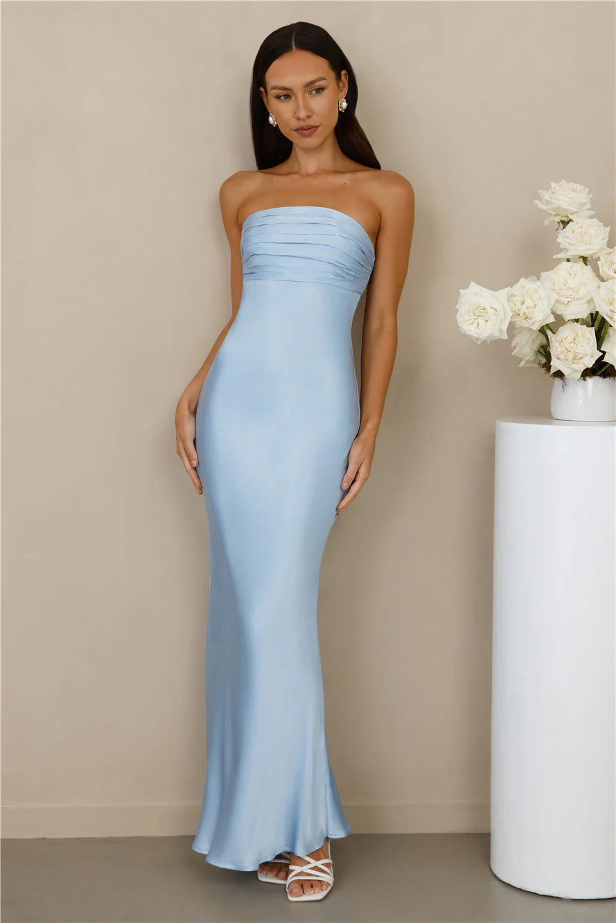 Damen Elegantes trägerloses Maxikleid mit schimmerndem Satin und figurbetontem Schnitt