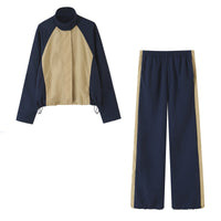 Marineblaues Set