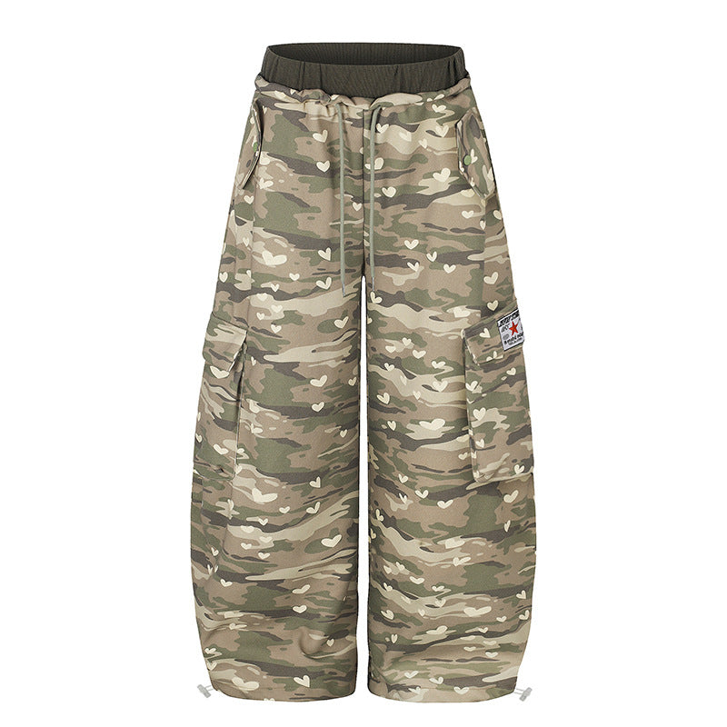 Damen Weite Cargo-Hose mit Herzen-Camouflage, Tunnelzugbund und großzügigen Taschen Shop Nory