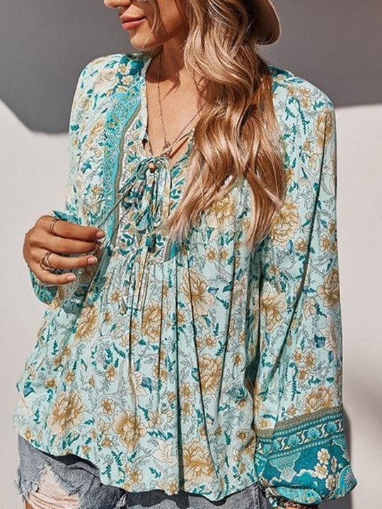 Damen Boho-Bluse mit floralem Print, V‑Ausschnitt mit Bindeband und Plissée-Details Shop Nory