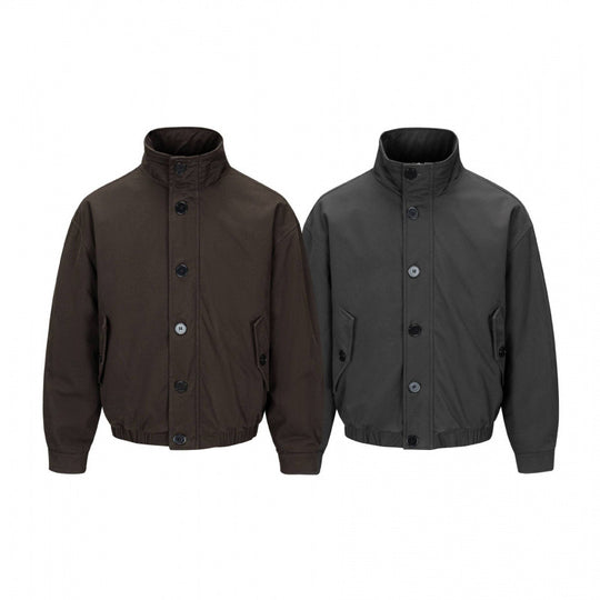 Herren Kurzblouson im Field-Look mit verstärktem Stehkragen, markanter Knopfleiste und Tunnelzugsaum Shop Nory