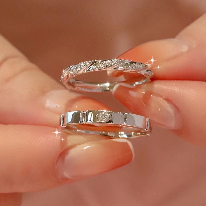 Damen Ring-Set mit kunstvollem Zopfdesign und funkelnden Zirkonia Shop Nory