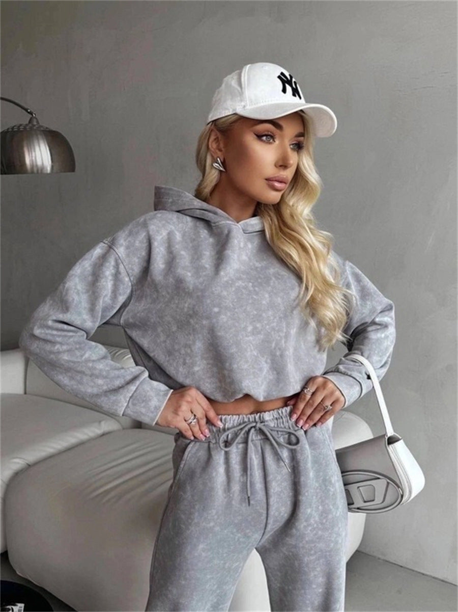 Damen kurz geschnittenes Kapuzenhoodie und hoch geschnittene Jogginghose Set Shop Nory