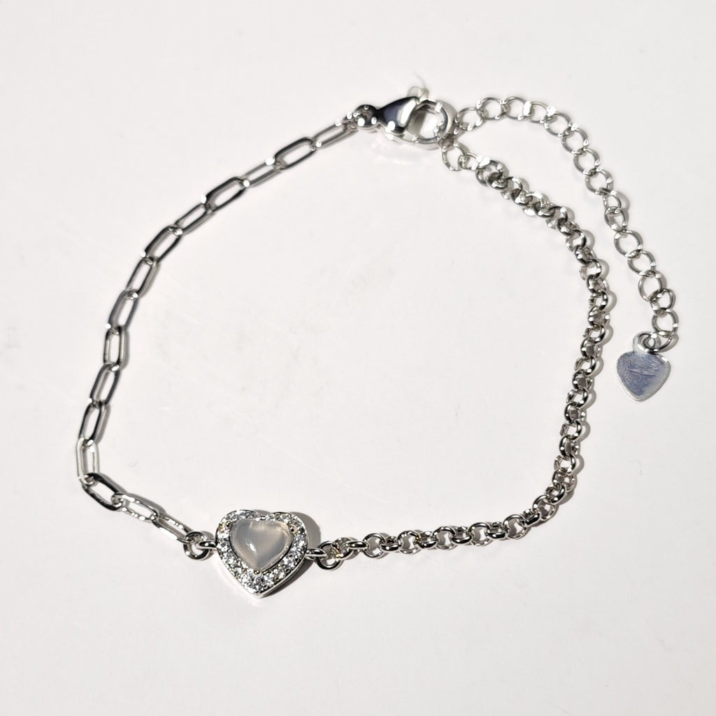 Damen Armband mit herzförmigem Edelstein und funkelnden Akzenten Shop Nory