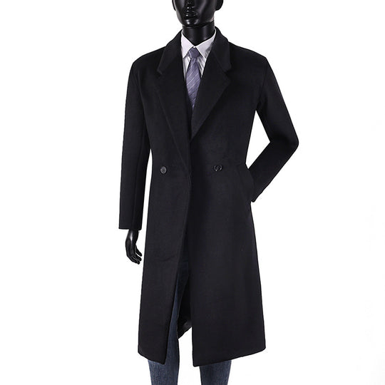 Herren Maxilanger Wollmantel im minimalistischen Schnitt mit schmalem Revers und seitlichen Eingrifftaschen Shop Nory