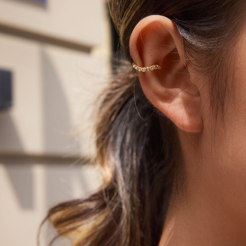 Damen Ohrhänger mit funkelnden Zirkonia und hypoallergenem Edelstahldesign Shop Nory