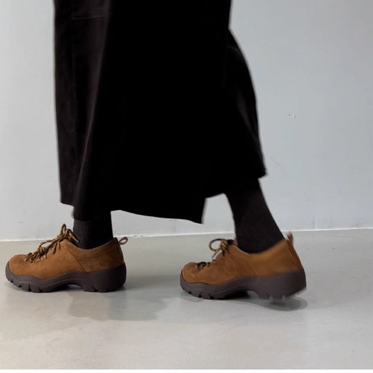 Damen Sportliche Sneaker mit samtiger Wildlederoberfläche und rutschfester Sohle