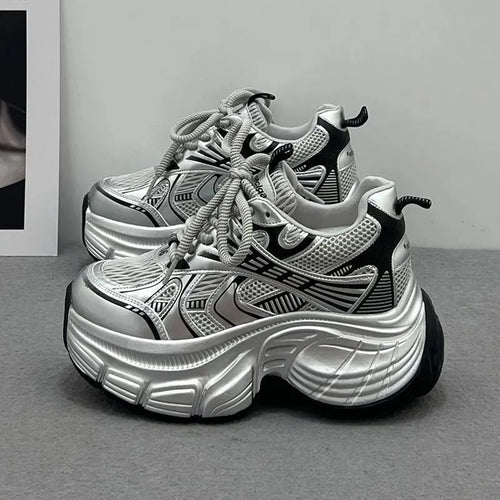 Damen Skulpturale Platform‑Sneaker mit extravaganter Wedgesohle Shop Nory