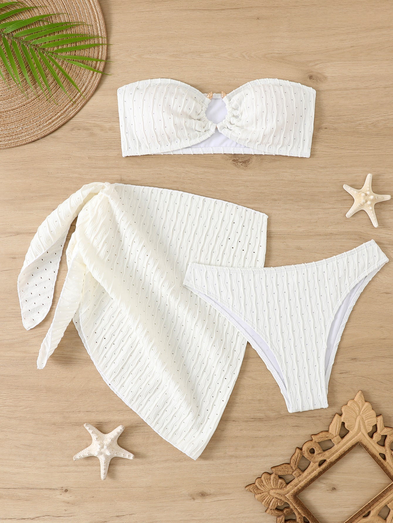 Damen Bandeau-Bikini-Set mit raffiniertem Wickelrock und stilvollen Details
