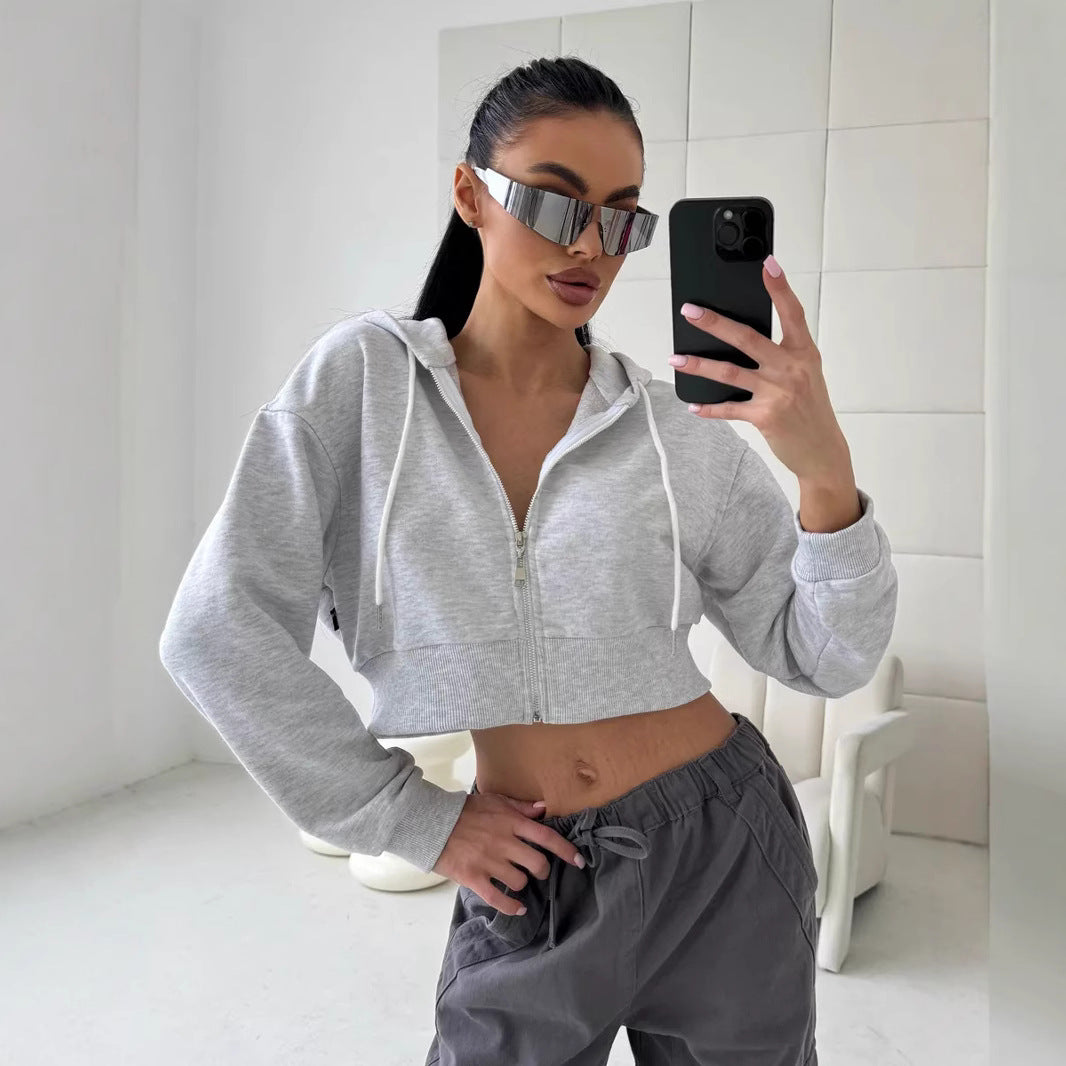 Damen Cropped Kapuzenjacke mit kurzem Reißverschluss und breitem Rippbund Shop Nory