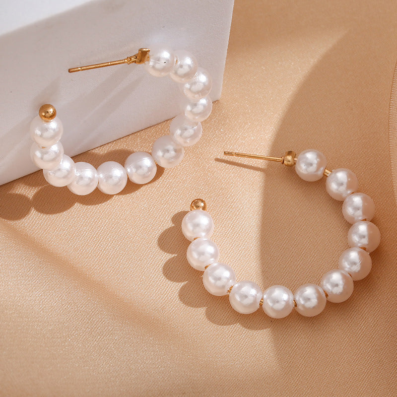 Damen Creolen mit luxuriösen Perlen und goldenen Akzenten Shop Nory